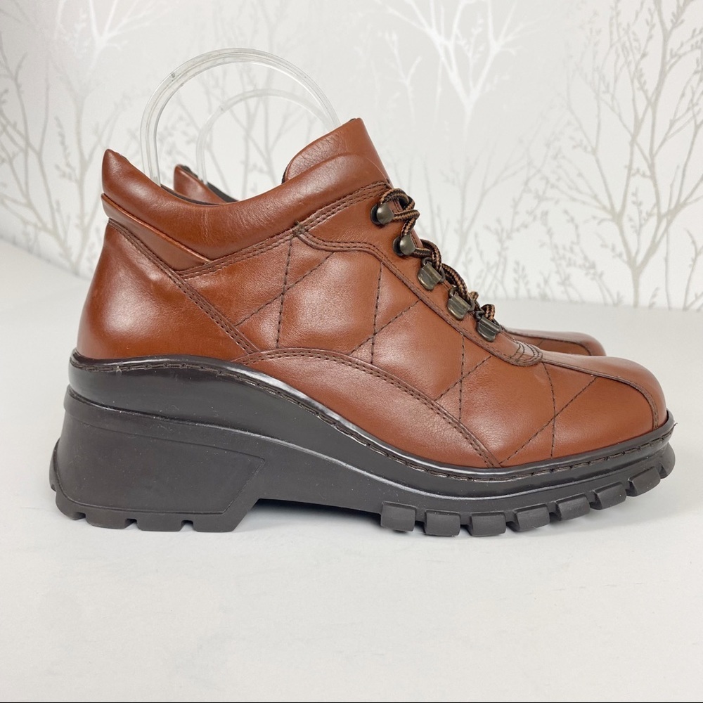KENNETH COLE REACTION Y2K Brown Leather Chunky Lug Sole Shoes 7M Boots - Picture 2 of 10